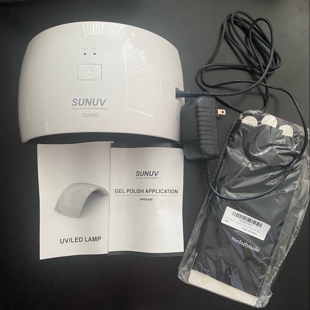 Gel nail lamp